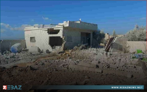 جرحى في قصف صاروخي للنظام السوري على مخيم في إدلب