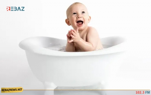 وقت الاستحمام: هذا هو سبب بكاء الأطفال أثناء الاستحمام