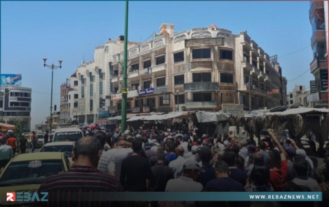 احتجاج في السويداء عقب اعتقال النظام السوري لأربعة رياضيين بدمشق