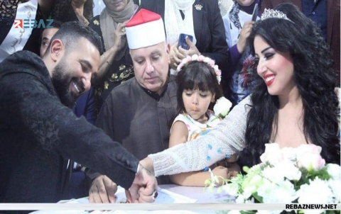 أحمد سعد يعلن الطلاق من سمية الخشاب