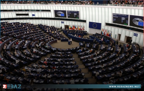 البرلمان الأوروبي یدین استهداف الأقلیات في سوريا 