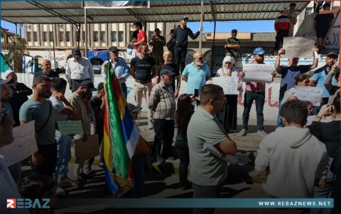 مجددا.. محتجون في السويداء يطالبون بحق تقرير المصير 