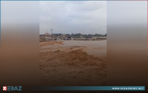 السيول تقطع الطريق بين سوريا والعراق 