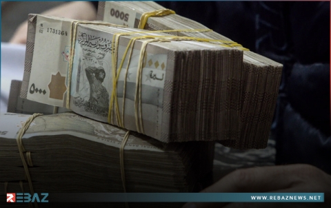 تباين حاد في رواتب موظفي الدولة بعد اعتماد نظام فئتين أساسيتين في سوريا