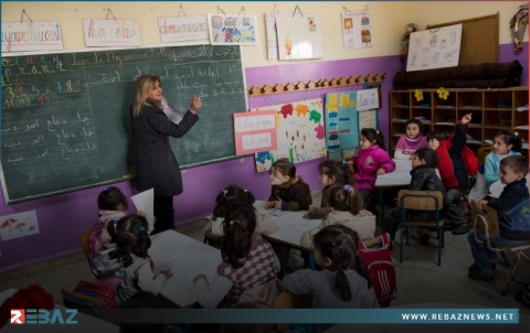 لبنان يُهدد بتعليق تعليم اللاجئين السوريين ويطالب الأمم المتحدة بإعادتهم إلى بلادهم
