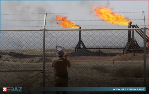 النفط يبلغ ذروة ارتفاعاته في 13 شهرا بفعل مخاوف من توتر في الشرق الأوسط