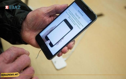 أبل تعترف بعطل 