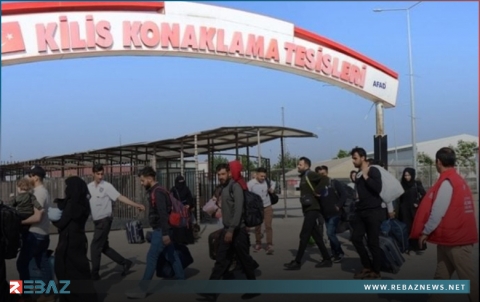 تركيا ترحل 90 سورياً عبر معبر باب السلامة الحدودي