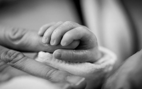 تعرفي على الأسباب التي تؤدي للولادة المبكرة