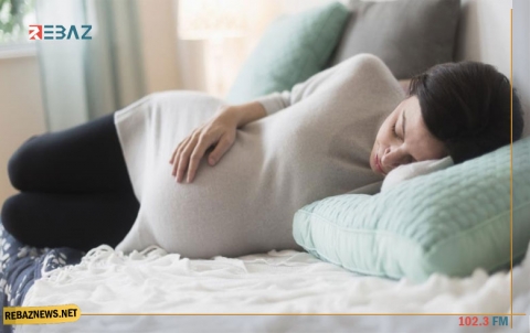 للمرة الأولى في بريطانيا.. إجراء جراحة لجنين في رحم أمه