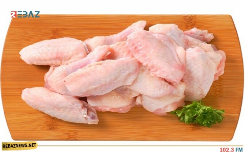 العلماء يحذرون من خطورة غسل اللحوم قبل طبخها