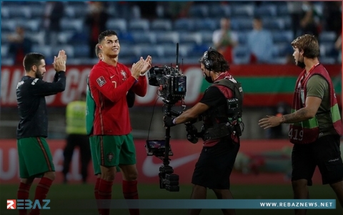 رونالدو یحرز ثلاثية 