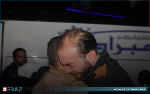 آلاف السوريين المغتربين يلتقون بعوائلهم في الأردن 