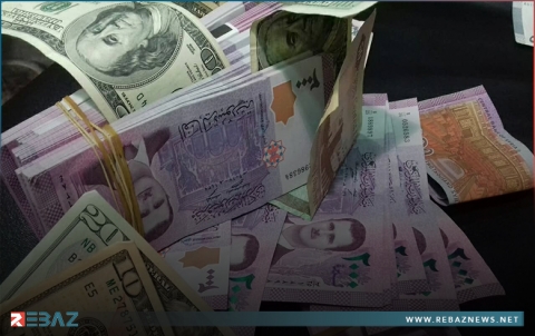 انهیار غير مسبوق لليرة السورية مقابل الدولار الأمريكي 