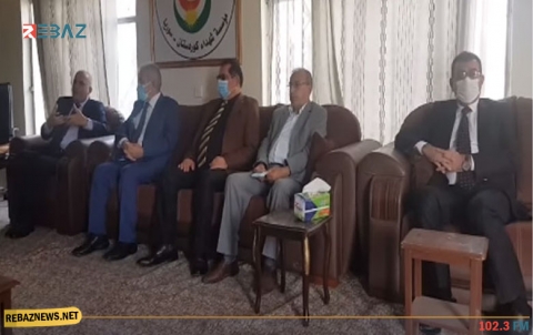 علي عوني مسؤول الفرع الثامن للـPDK يزور مكتب PDK-S في زاخو