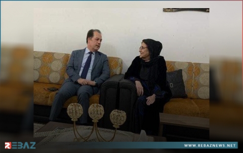 مسؤول مكتب الثقافة وإعلام الحزب الديمقراطي الكورستاني يزور منزل الشاعرة 