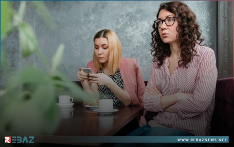 عزلة كورونا والتباعد الاجتماعي.. هل نسينا كيفية التواصل مع الآخرين؟