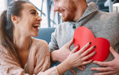 5 عبارات من شأنها تقوية العلاقة الزوجية