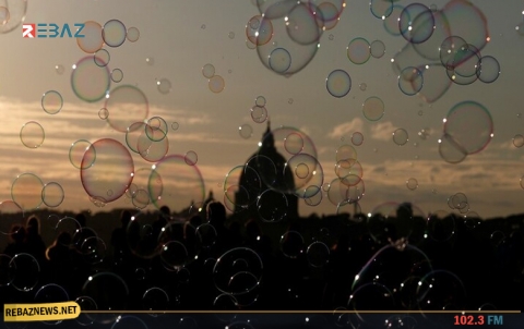 اليابان.. فقاعات الصابون لتلقيح الأشجار عوضا عن النحل