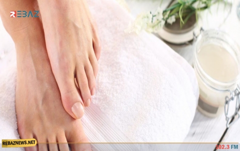 كيف تتخلصين من مشكلة الجلد الميت فى قدميكِ؟