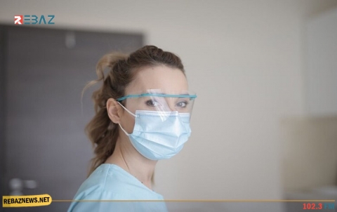 كيف يصيب فيروس كورونا الإنسان؟.. خبراء يجيبون