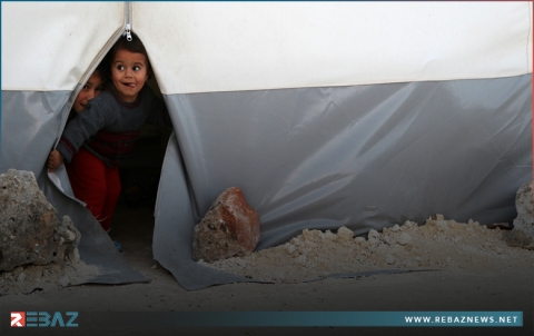  البرد القارص يتسبب بوفاة رضيع من مهجري حمص في مخيم بريف حلب