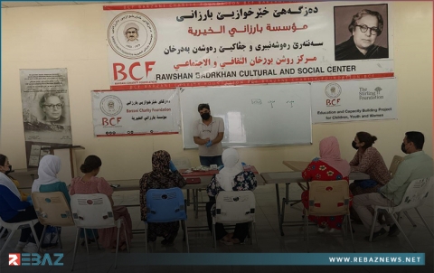 بارزاني الخيرية تفتتح دورة لتعليم الإسعافات الأولية في مخيم كويلان
