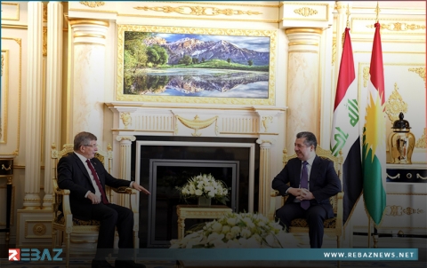 مسرور بارزاني وأحمد داود أوغلو يناقشان عدة مواضيع مهمة 