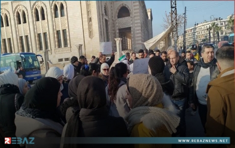 مظاهرات في حلب والسويداء ضد قرارات حكومة تصريف الأعمال 