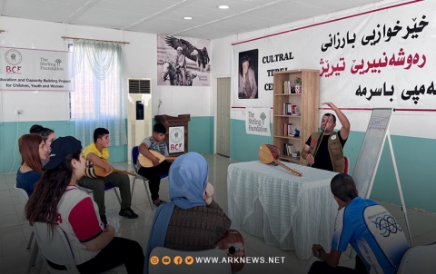 بارزاني الخيرية تفتتح دورة لتعليم الموسيقى في مخيم باسرمة 