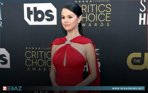 ما هي الألوان المفضلة لنجمات Critic’s Choice Awards؟