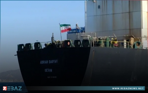 أسطول ناقلات نفط إيراني عالق في ميناء تشابهار 