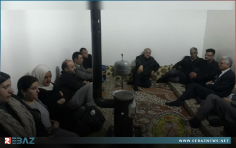 وفد من ENKS برئاسة محمد إسماعيل يزور منزل الناشط الإعلامي فنر محمود