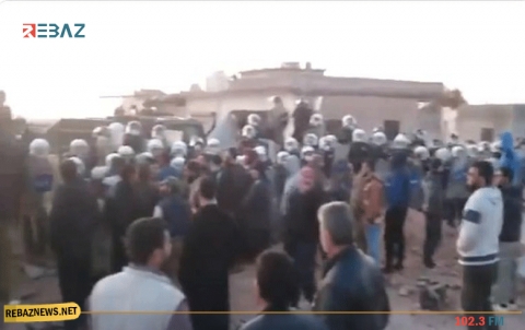  الجيش التركي يفض نقطة اعتصام شرق إدلب