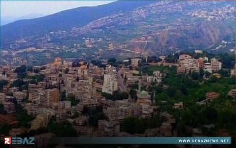 السلطات اللبنانية تخلي بلدة من النازحين السوريين