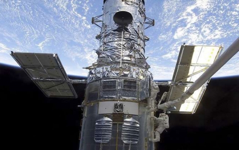 تلسكوب هابل يرصد 