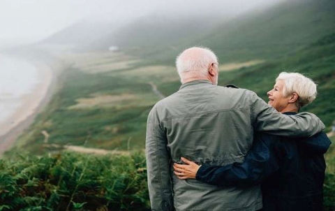 سبب طول عمر النساء أكثر من الرجال!