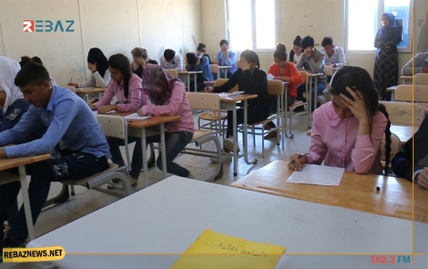 أكثر من مائة طالب و طالبة يقدمون إمتحانات الثانوي بمخيم قوشتبة