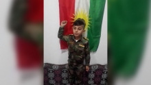 دلخاز حسين يلقي شعراً ويهدي لراديو ريباز